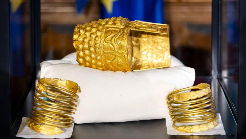 Când ajunge în țară coiful de la Coțofenești și unde va fi expus publicului