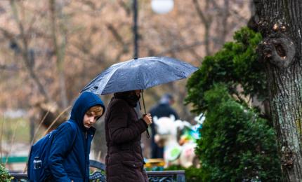 Urmează o săptămână ploioasă în toată ţara. Cum va fi vremea de 1 Mai