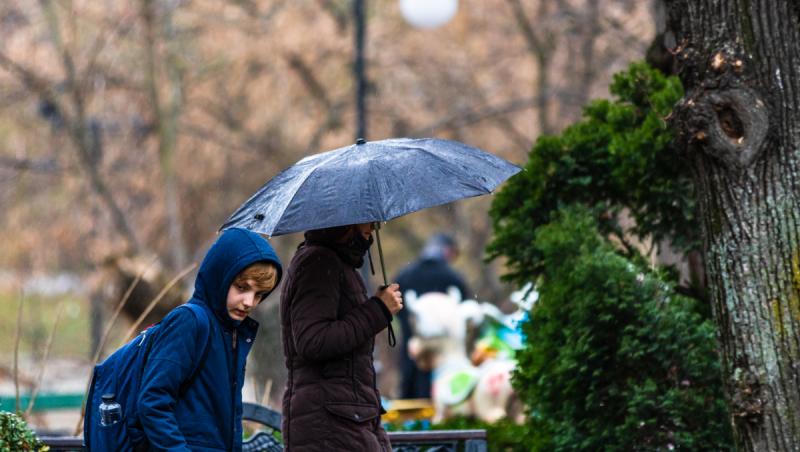 Urmează o săptămână ploioasă în toată ţara. Cum va fi vremea de 1 Mai