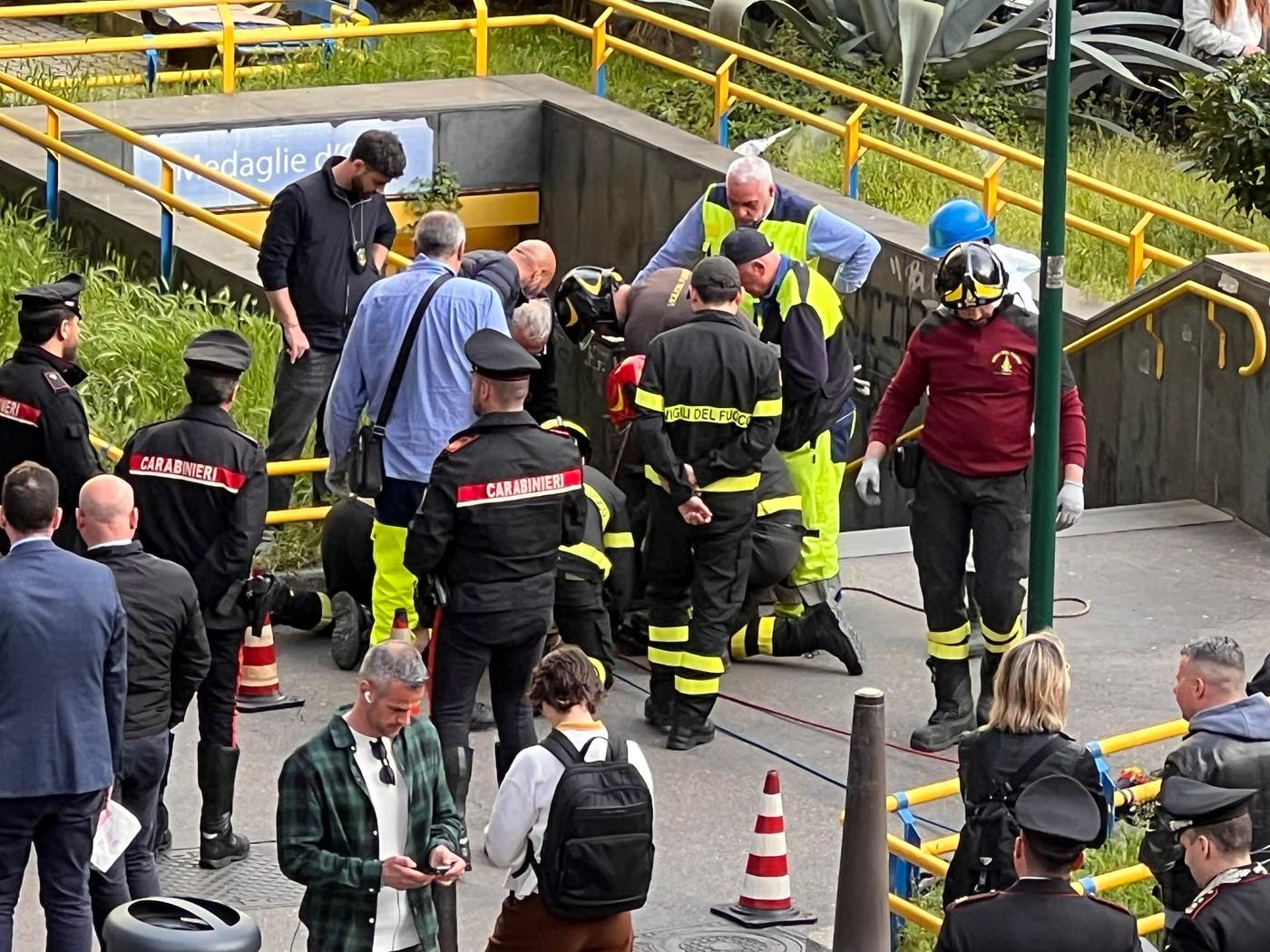 Imagini dezolante în urma jafului de la o bancă în Napoli. Ce au lăsat în urmă hoţii