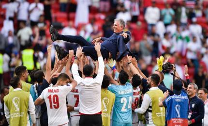 Antrenor de Mondiale. A pregătit-o pe Real Madrid şi acum merge la a 6-a Cupă Mondială, cu a 6-a naţională