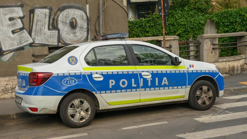 O femeie de 47 de ani, găsită moartă în toaleta unei biserici din Piteşti. Ipoteza poliţiştilor