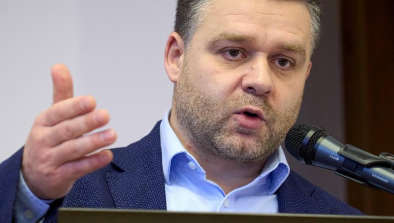 Ciprian Ciucu intervine în scandalul panourilor publicitare referitoare la cezariană