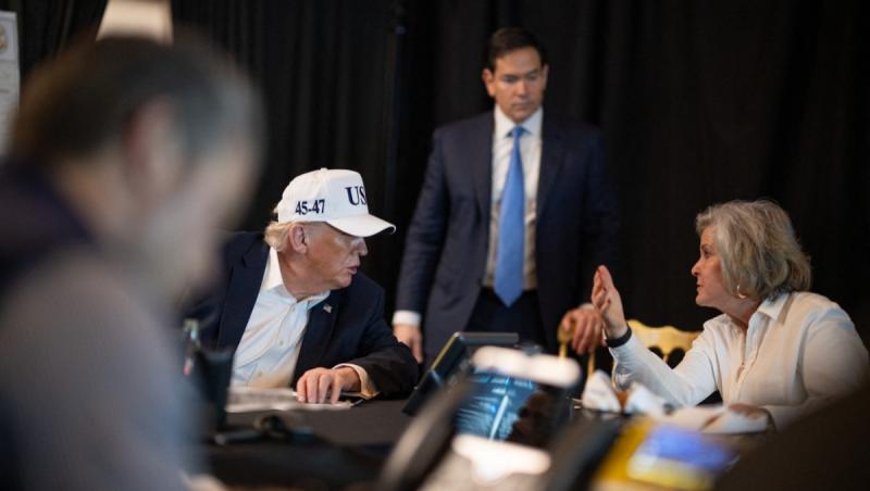 Donald Trump a convocat o reuniune în Situation Room, pe fondul crizei din Strâmtoarea Ormuz