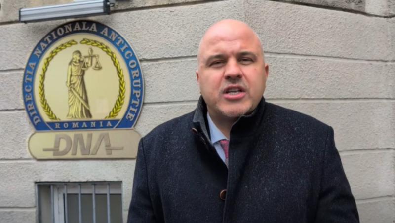 USR a depus plângere la DNA împotriva lui Alexandru Rafila pentru refuzul renegocierii contractului cu Pfizer