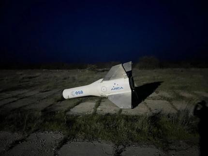 Carcasa de rachetă care i-a panicat pe constănțeni. Alertă pe plaja Corbu