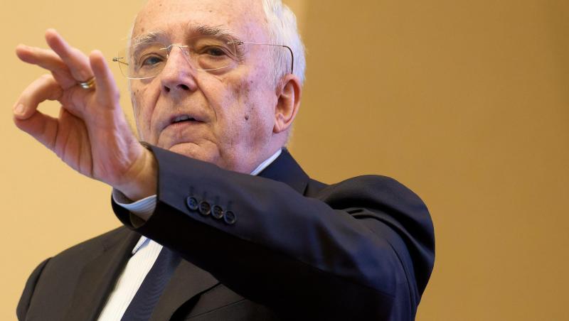 Isărescu, mesaj ferm pentru politicieni despre ROBOR și IRCC: "Nu vă place? Schimbați-l și pe acesta"