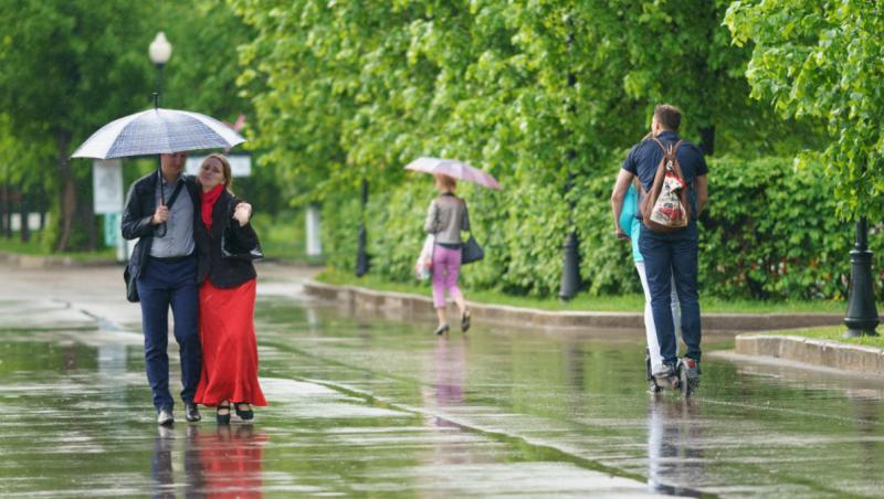 ANM schimbă radical prognoza pentru minivacanţa de 1 Mai. Frig şi ploi în mai multe judeţe