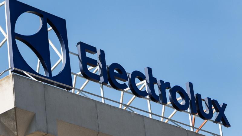 Electrolux își închide fabrica din Ungaria. Sute de angajați rămân fără locuri de muncă