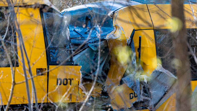 Coliziune frontală între două trenuri în Danemarca