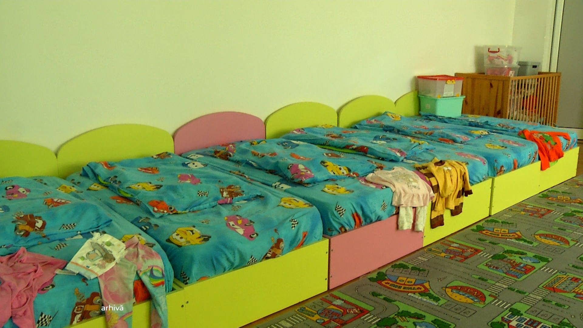 Un kinetoterapeut din Oradea, reţinut după ce ar fi agresat sexual patru minori cu nevoi speciale