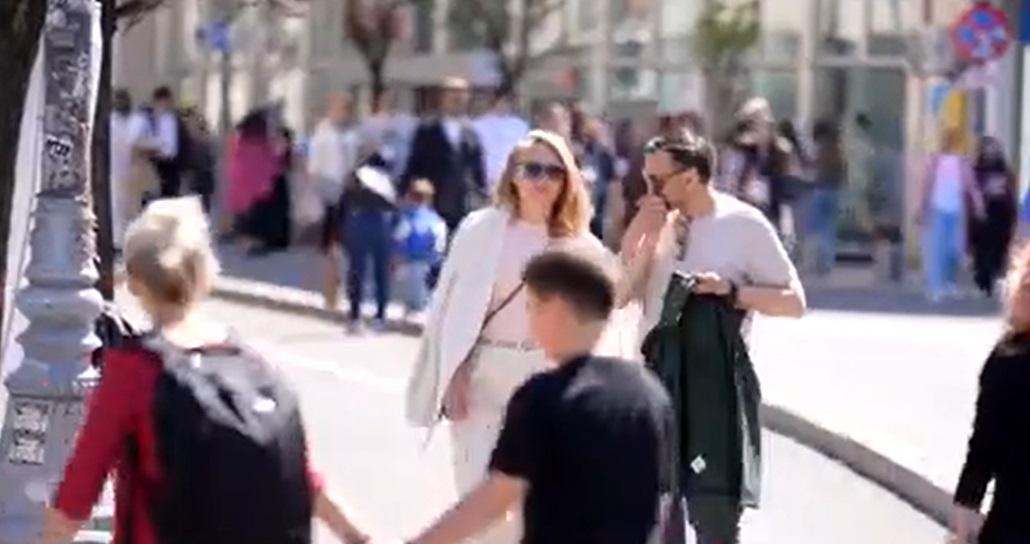 Calea Victoriei, pietonală timp de 25 de weekend-uri. Şoferii şi oamenii care stau în zonă, deranjaţi