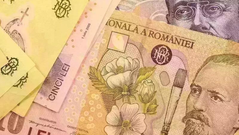 Leul românesc câştigă teren important în raport cu dolarul american