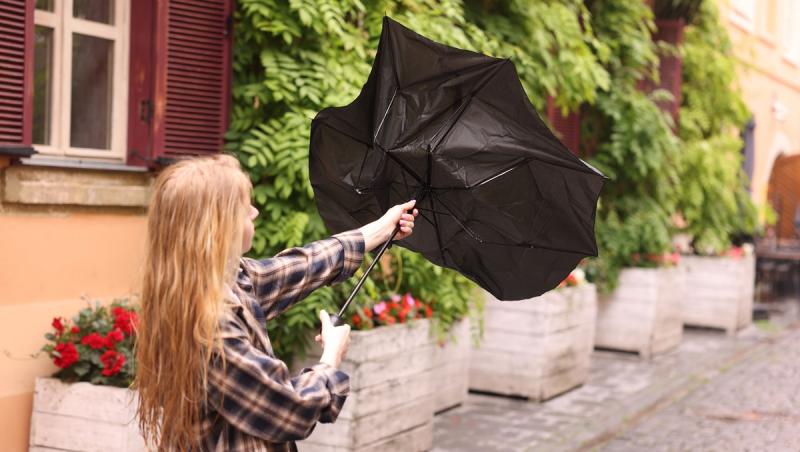 Cum va fi vremea de 1 Mai. Temperaturi scăzute, ploi și chiar ninsoare la munte