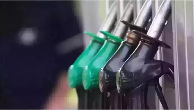 Preţurile la carburanţi sunt în creştere, faţă de cele afişate în ziua precedentă