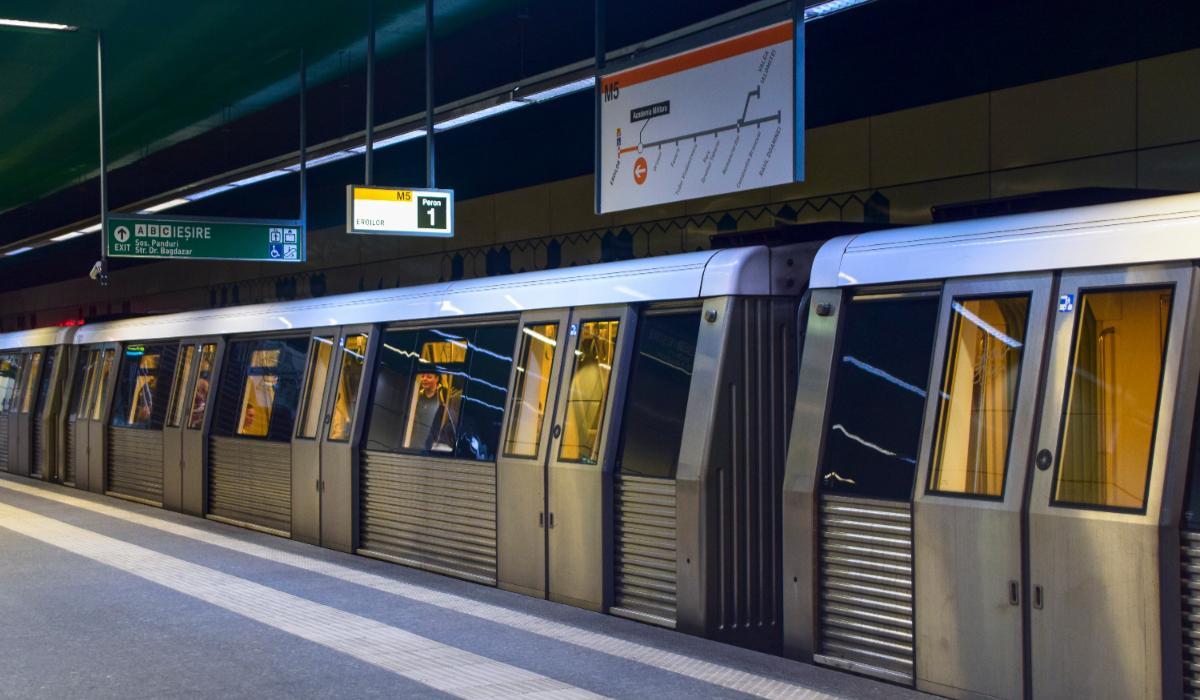 Metroul din Bucureşti, staţionat