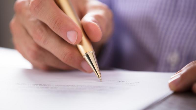 Ce este adeverinţa de vechime în muncă