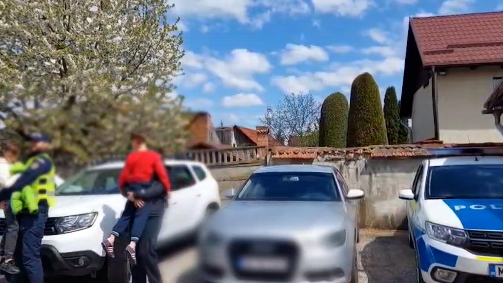 Maris şi Mihai, cei doi frați dispăruţi din Râşnov, au fost găsiți. S-au adăpostit într-o casă în construcție