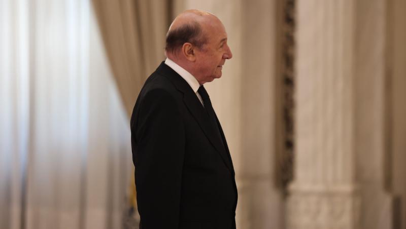 România nu se poate apăra 72 de ore în faţa ruşilor, susţine Băsescu. "Nu rezistăm, nu avem echipamente"