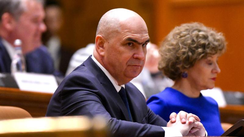 Salariile bugetarilor costă statul 166 de mld. de lei. Bolojan anunţă două variante pentru creşterile din 2027