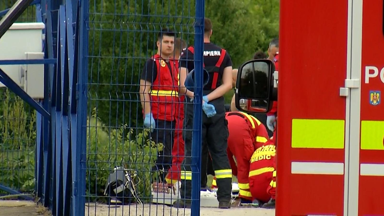 ANIMAȚIE. Băiatul de 16 ani care s-a aruncat în Lacul Chitila ca să își salveze prietena nu știa să înoate