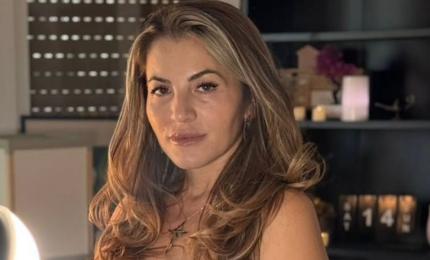Femeia din Sibiu care şi-a omorât mama contabilă pentru avere s-a sinucis în arest