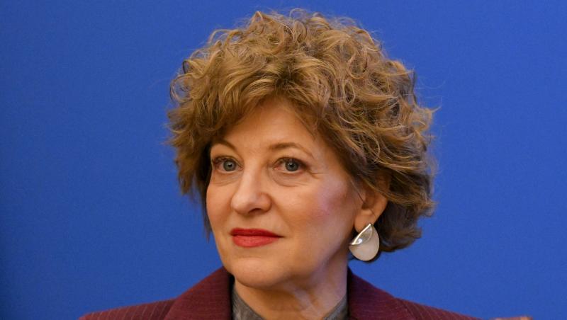 Sindicaliștii Guvernului îi cer vicepremierului interimar Oana Gheorghiu să își dea demisia