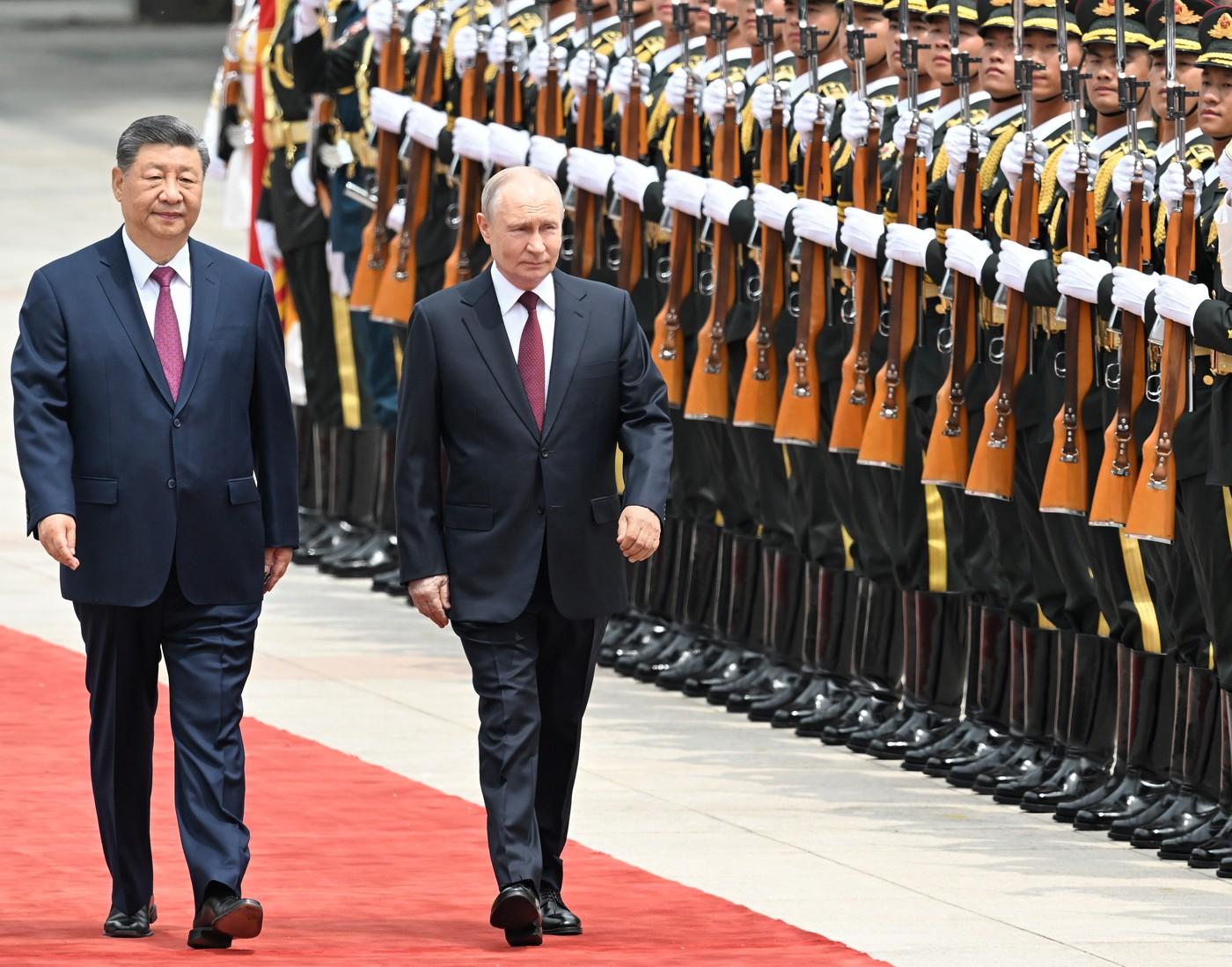 Xi şi Putin transmit un mesaj anti-SUA de la Beijing, dar marele acord pentru gaze rămâne blocat