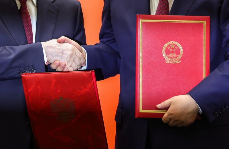 Xi şi Putin transmit un mesaj anti-SUA de la Beijing, dar marele acord pentru gaze rămâne blocat