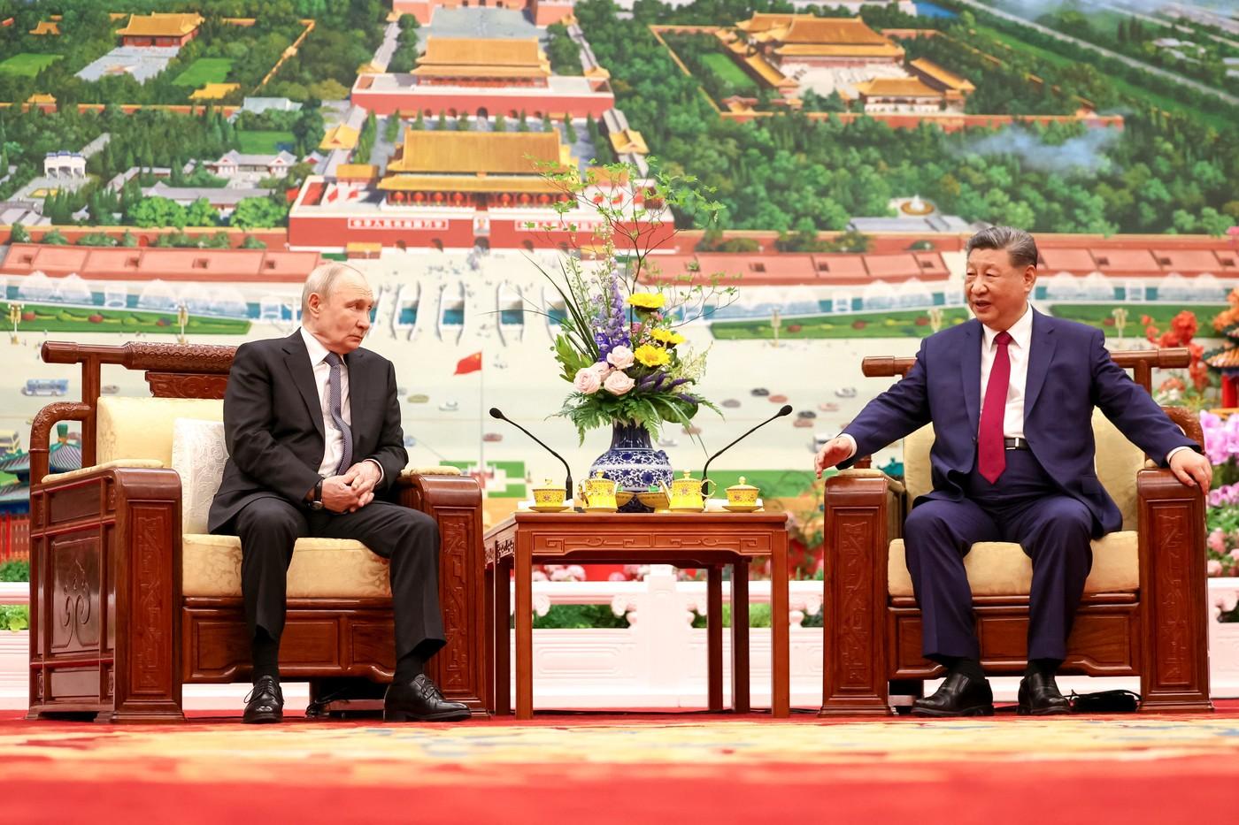 Xi şi Putin transmit un mesaj anti-SUA de la Beijing, dar marele acord pentru gaze rămâne blocat