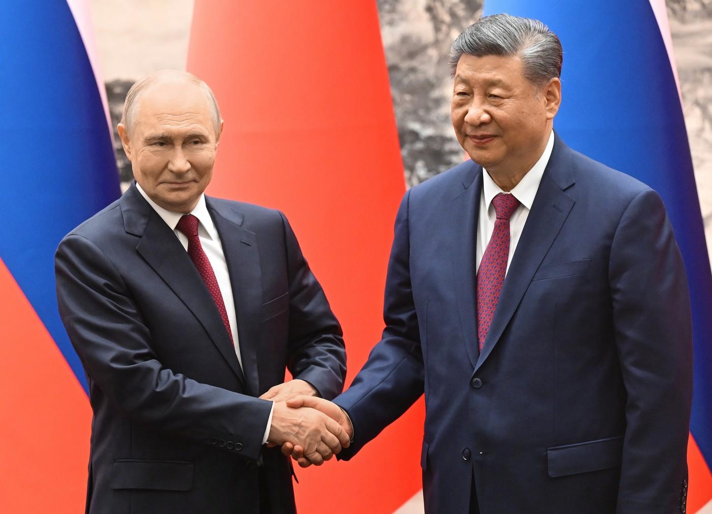 Xi şi Putin transmit un mesaj anti-SUA de la Beijing, dar marele acord pentru gaze rămâne blocat