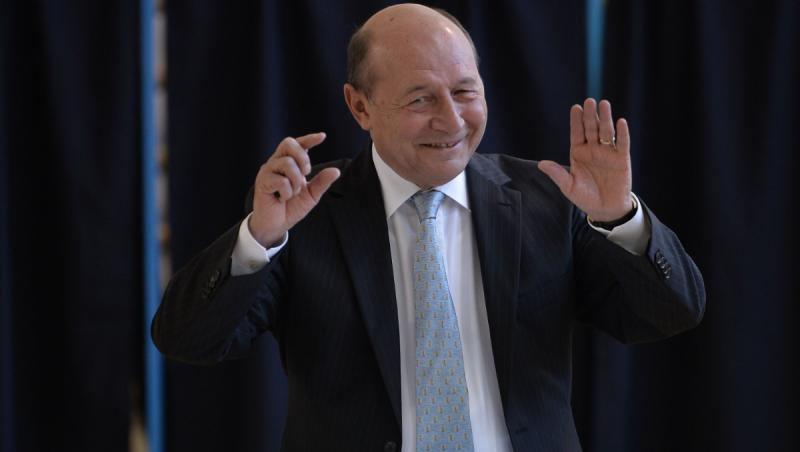 Traian Băsescu estimează că PSD va face majoritatea necesară pentru a guverna, dacă primeşte mandat de la preşedintele Nicuşor Dan