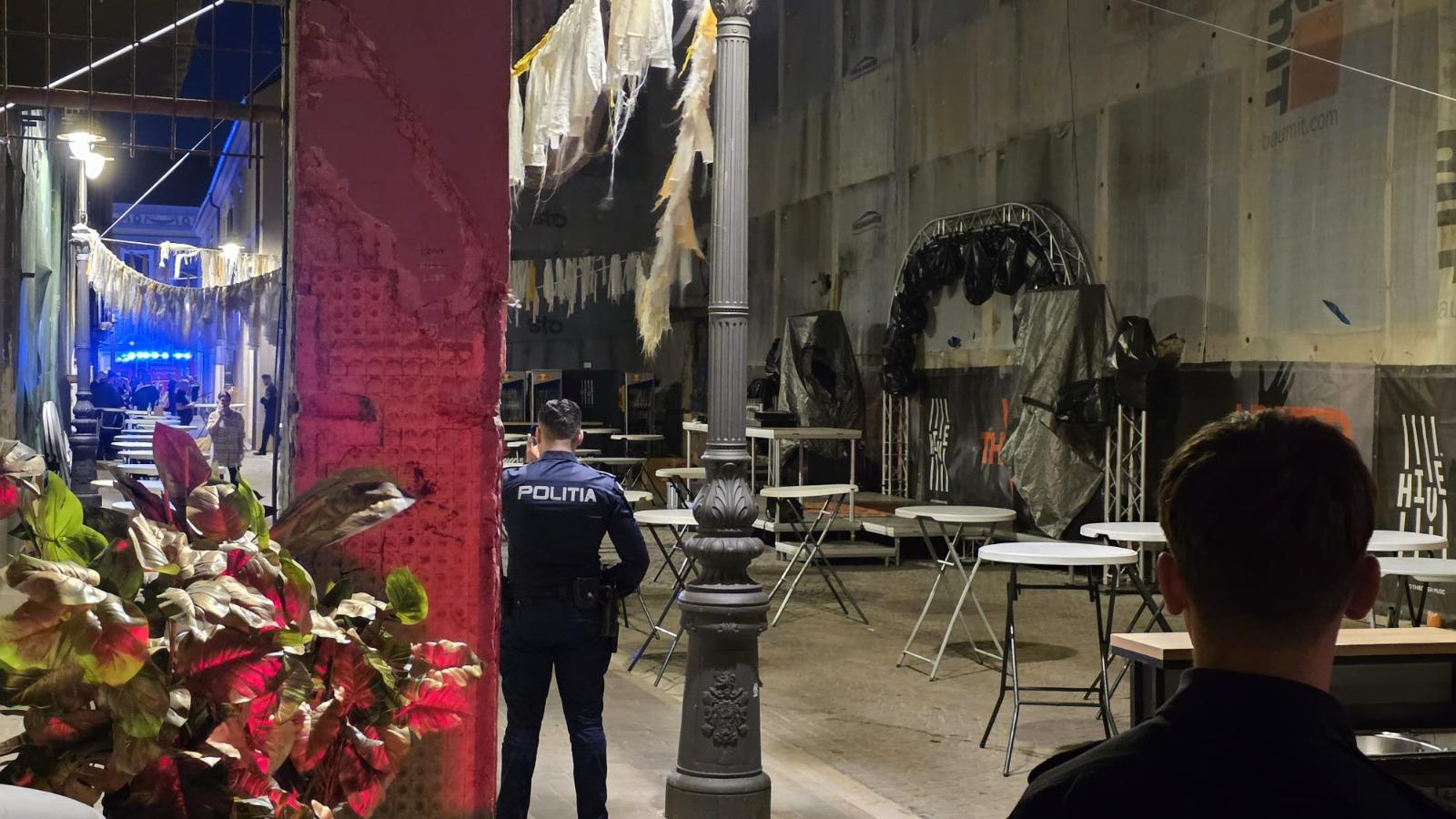 O adolescentă de 16 ani a murit, după ce căzut de pe acoperişul unei clădiri abandonate din Oradea