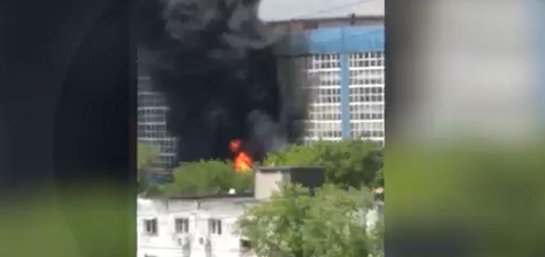Ultimul transformator de la CET Vest a luat foc. Mii de bucureşteni nu ştiu dacă vor avea căldură la iarnă