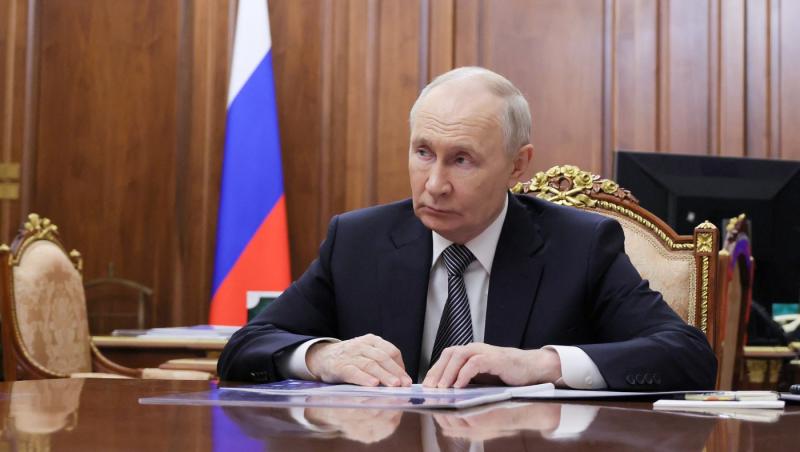 Vladimir Putin în biroul său pe 22 mai 2026