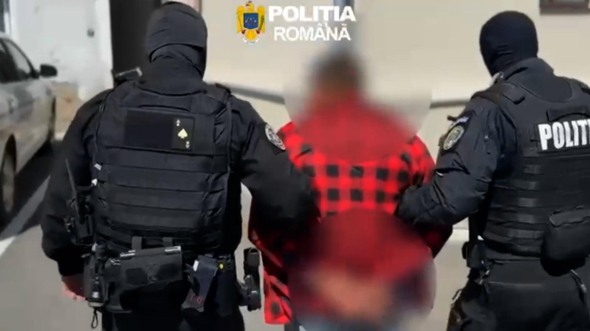 Și-a înjunghiat fosta iubită și pe sora ei, iar pe mama lor a omorât-o. Măcel comis lângă Cluj