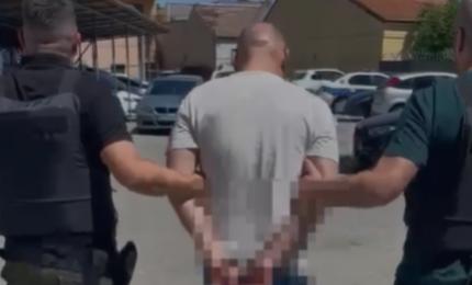 O femeie care a leşinat în timpul unui live pe Tik Tok, agresată sexual de un urmăritor care a intrat peste ea