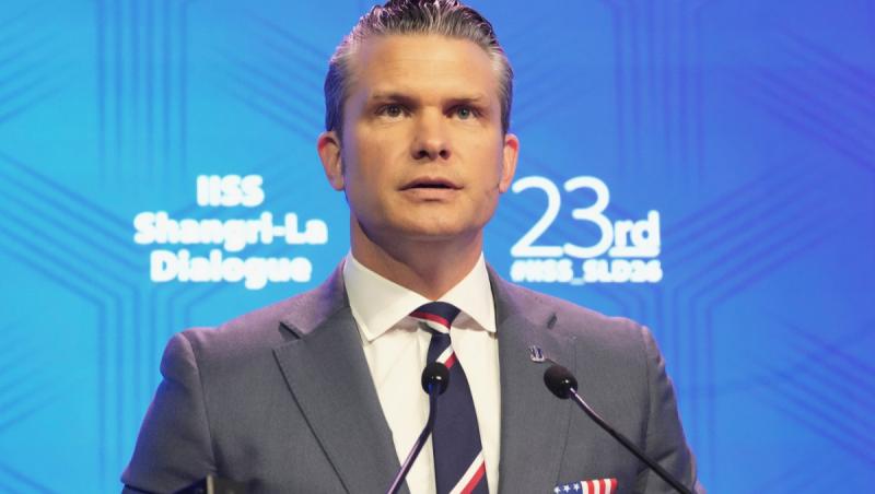 Şeful Pentagonului critică Europa şi anunţă noi măsuri privind prezenţa militară a SUA pe continet