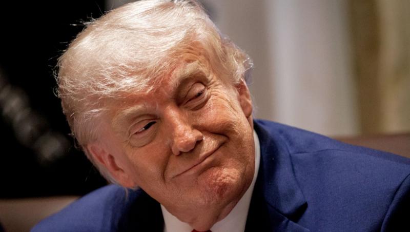 Trump îi ironizează pe artiştii care au renunţat la concertul de Ziua Americii. Vrea să urce chiar el pe scenă