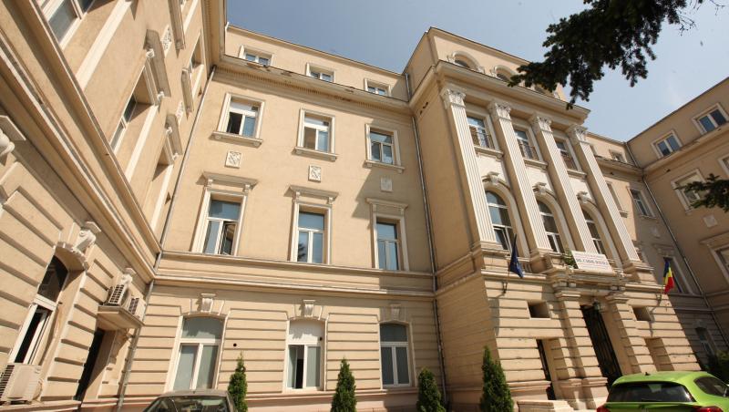 Incendiu la Spitalul Carol Davila din București. Pacienții din mai multe saloane, evacuați