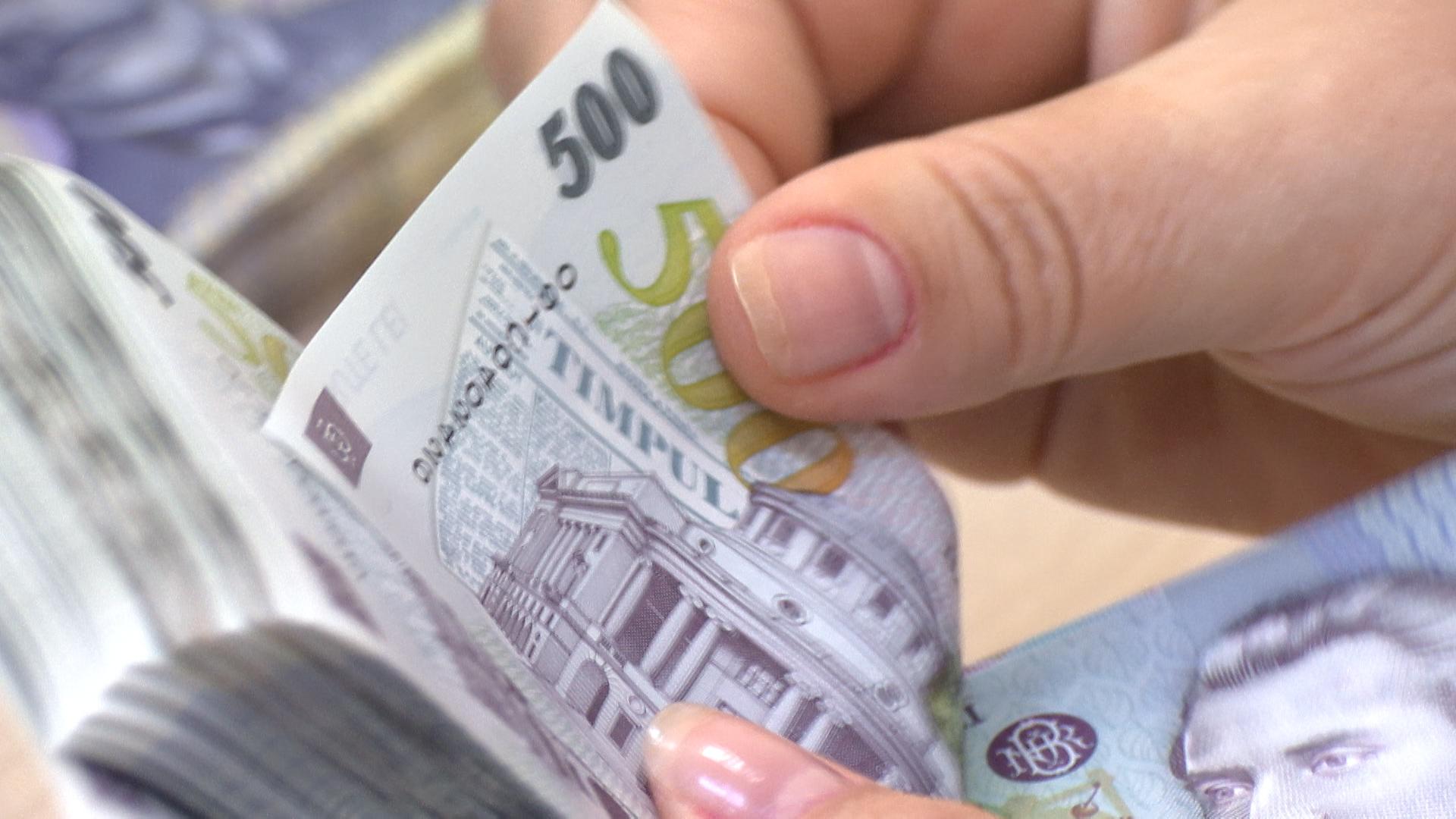Cum "a mâncat" deprecierea leului din economiile românilor: cele două soluţii pentru a evita pierderile