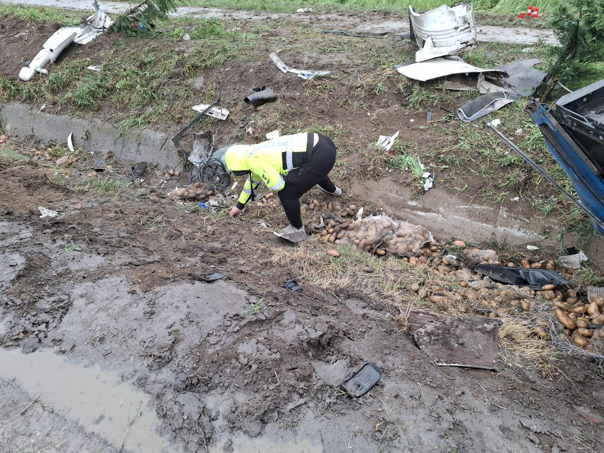 Ionuţ a murit nevinovat încercând să evite o maşină intrată pe contrasens. Momentul accidentului din Gorj