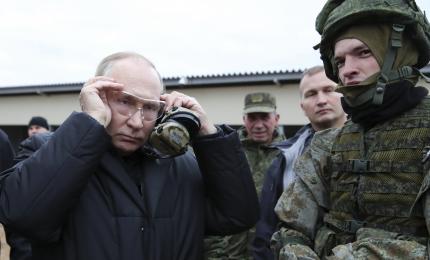 Rusia construiește baze şi cazărmi pentru peste 100.000 de soldați în apropierea granițelor Europei