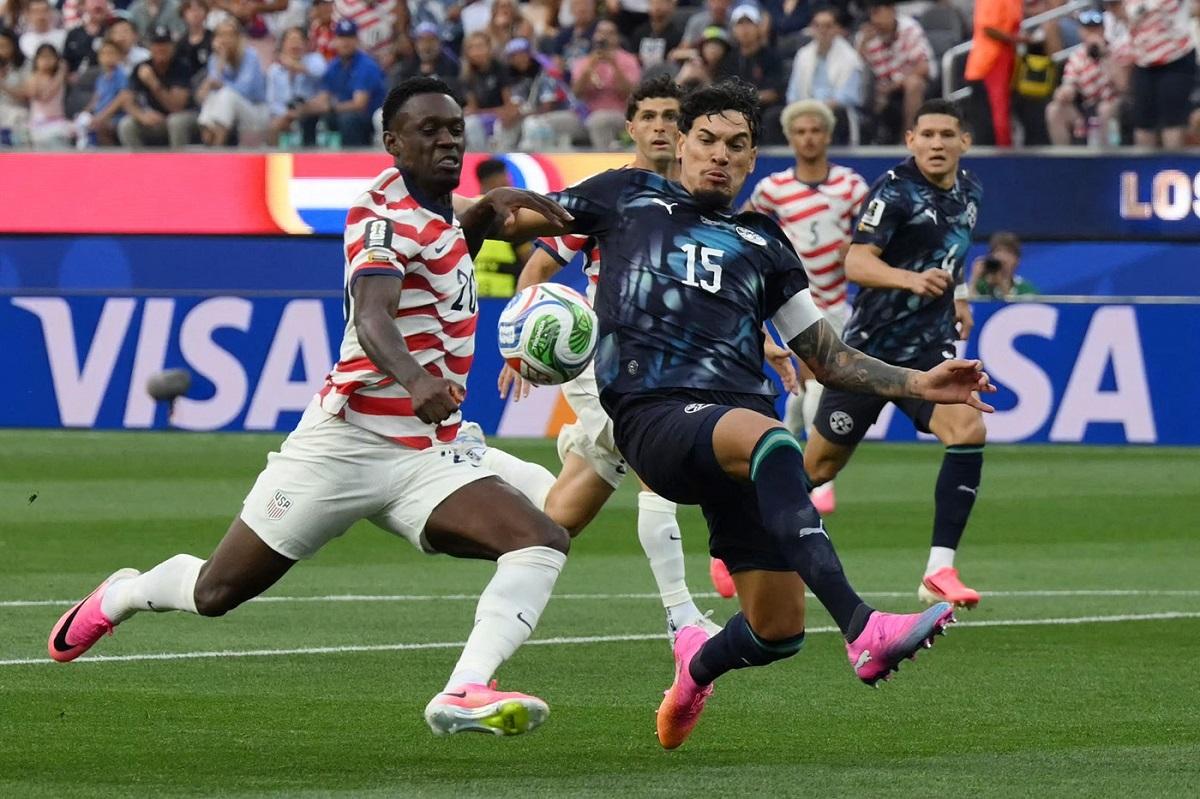Statele Unite ale Americii câştigă clar meciul cu Paraguay