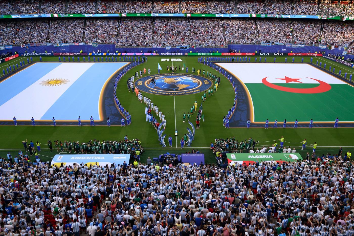 Argentina - Algeria, 0-0. Ambele echipe înscriu, dar golurile sunt anulate