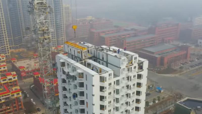 Chinezii au construit în 5 zile un bloc cu 26 de etaje. Metoda revoluţionară folosită