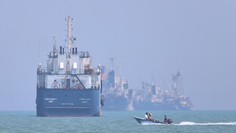 Iran închide din nou Strâmtoarea Ormuz, în urma atacurilor Israelului în Liban