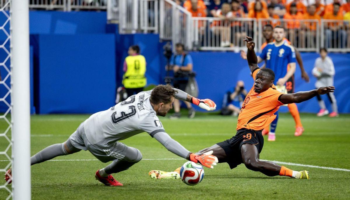 Olanda, record absolut în istoria Cupei Mondiale după 5-1 cu Suedia