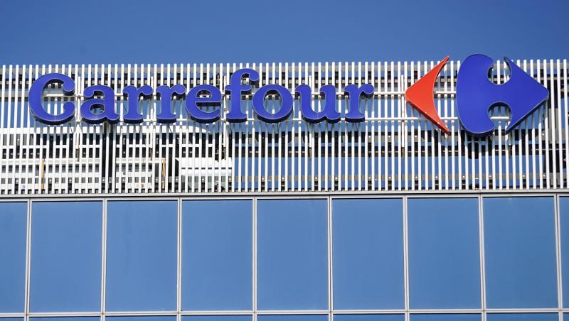 Undă verde pentru preluarea Carrefour de către fraţii Pavăl, proprietarii Dedeman. Ce include tranzacţia