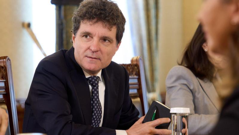 Bolojan, Fritz şi Hunor au discutat cu Nicusor Dan. Preşedintele nu e de acord cu rocada de guverne minoritare